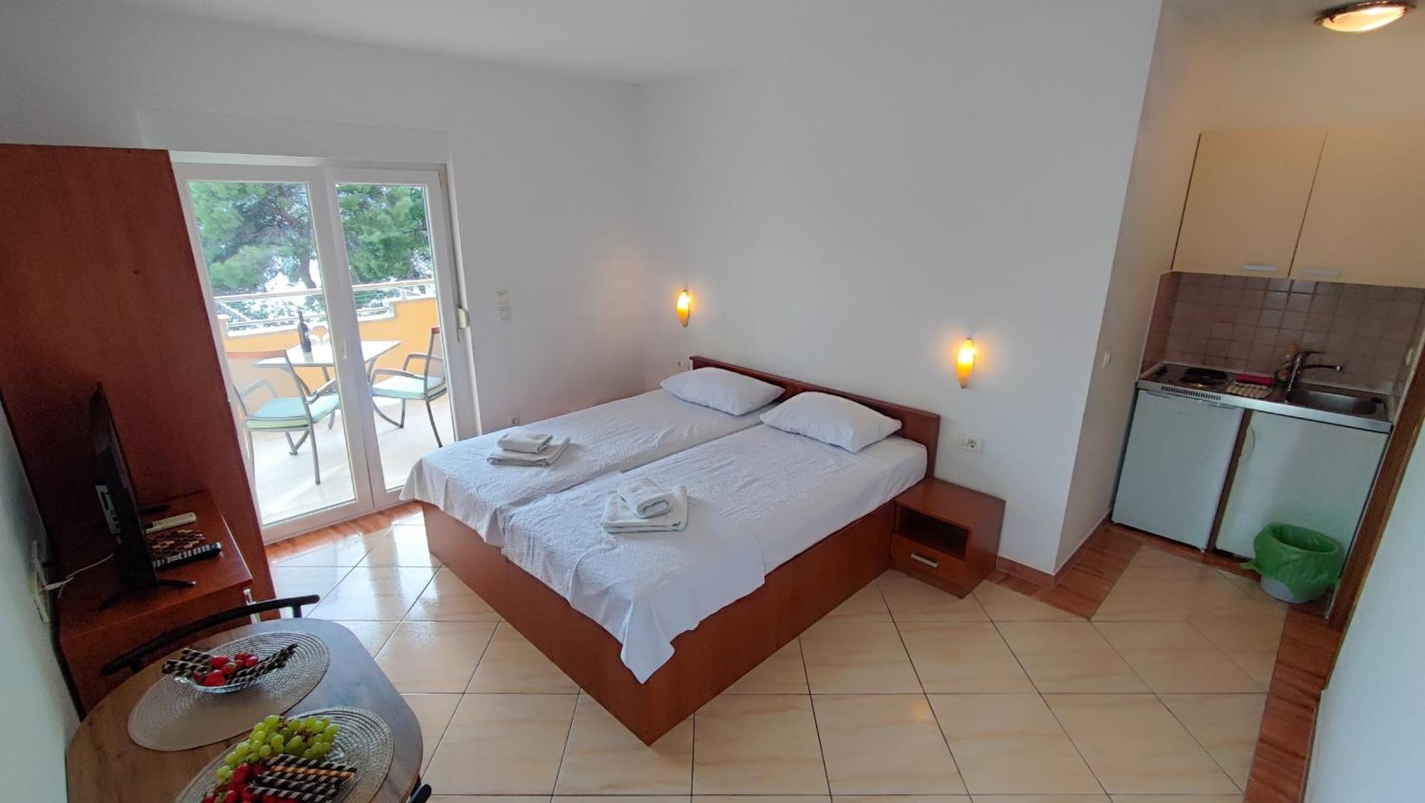 Villa Penava, Private Beach, Pool And 7Min To Trogir Room photo