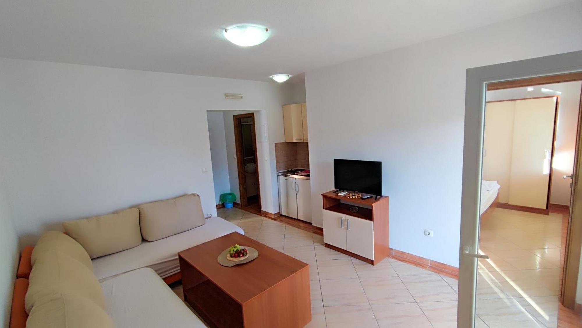 Villa Penava, Private Beach, Pool And 7Min To Trogir Room photo